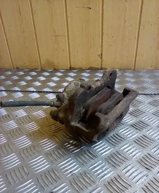 Peugeot 807 Front brake caliper