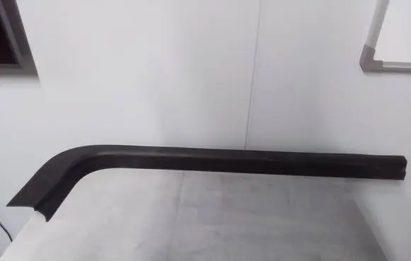 Chevrolet Camaro Front sill trim cover 84078878