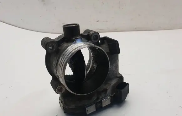 Volvo XC90 Throttle valve 8692720 08W123 0281002701