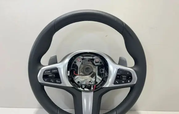 BMW X6 G06 Steering wheel 5A4B4A7 5A3AE49
