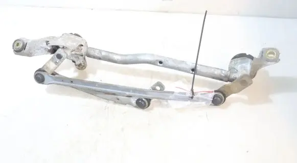Nissan Note (E11) Front wiper linkage 