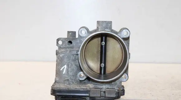 Volvo S60 Throttle valve 8677796