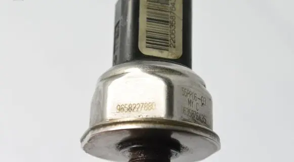 Ford Focus Fuel pressure sensor 9658227880