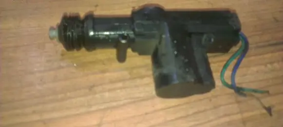Mercedes-Benz Vito Viano W638 Central locking motor nenutayta