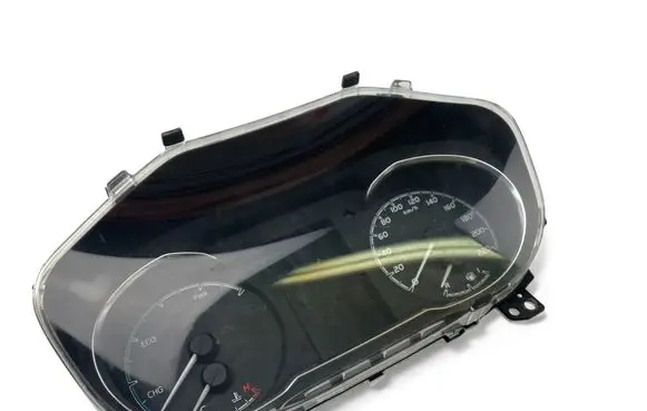 Toyota Yaris Speedometer (instrument cluster) 83800F5440