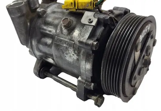 Peugeot 607 Air conditioning (A/C) compressor (pump) 9656572380