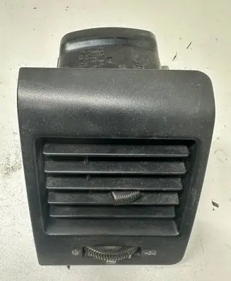 Mercedes-Benz Vito Viano W638 Dashboard side air vent grill/cover trim 6388311260 6388311060