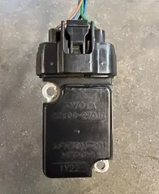 Toyota Corolla E120 E130 Mass air flow meter 2220427010 1Y22 AFH70M23