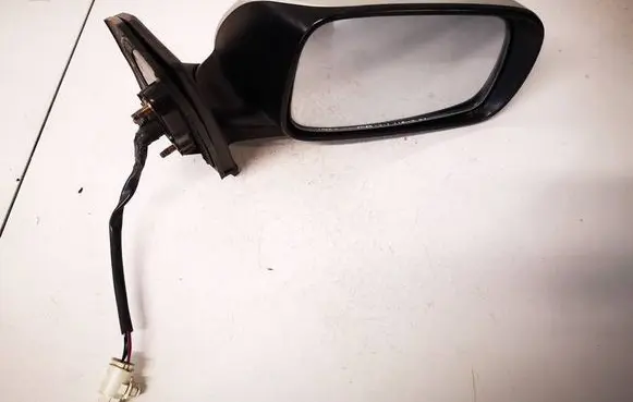Toyota Corolla E120 E130 Front door electric wing mirror E4012227