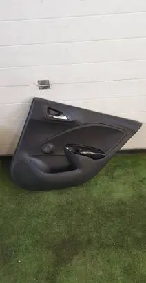 Opel Corsa E Front door card panel trim 464275993