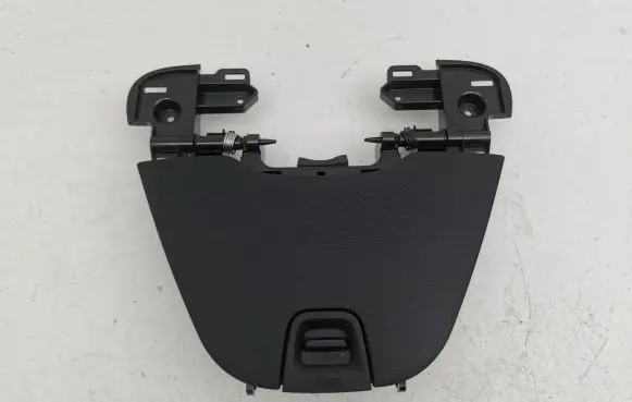 Jeep Cherokee Glove box 1WG51TRMAA