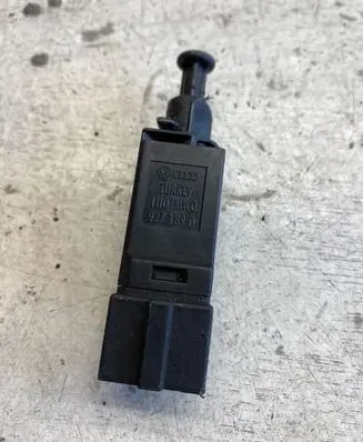 Audi TT Mk1 Brake pedal sensor switch 927189d