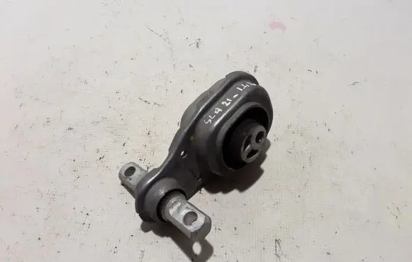 Mercedes-Benz GLA H247 Engine mount bracket A2472400600