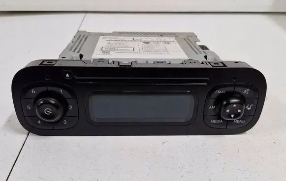 Radio/CD/DVD/GPS head unit