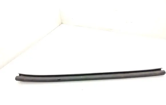 Ford Transit Courier Rubber seal front door window/glass 