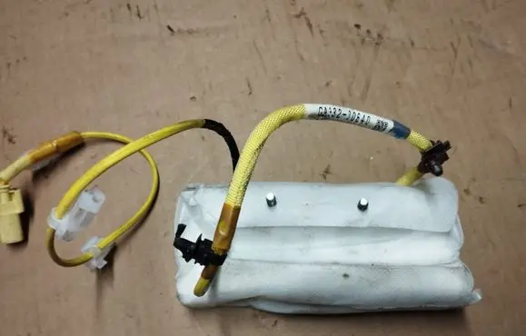 Toyota RAV 4 (XA30) Seat airbag GA33200640 507604906VH0