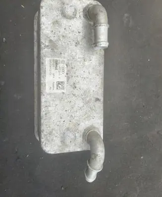 Audi A6 S6 C7 4G Engine oil radiator 079117015K 47121