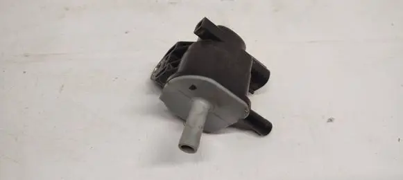 Peugeot 108 Turbo solenoid valve 90910WC003 HV1362007070