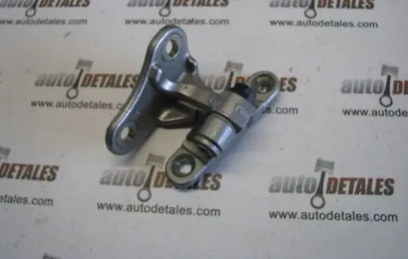 Mercedes-Benz ML W164 Rear door upper hinge