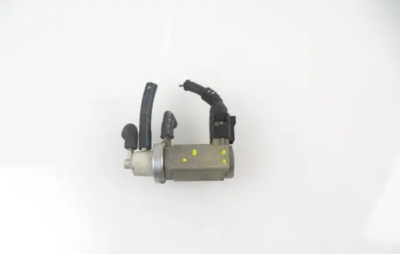 Audi A6 S6 C5 4B Valve vacuum 72290321 059906627C