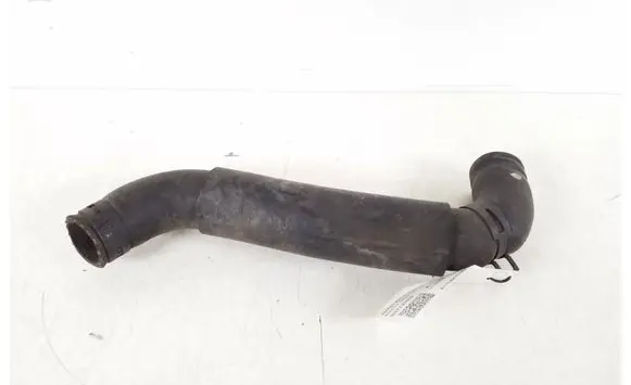 Toyota Corolla E120 E130 Engine coolant pipe/hose 16571-27050