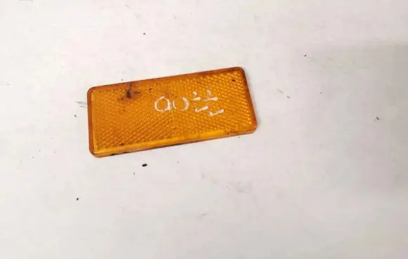 Rear tail light reflector