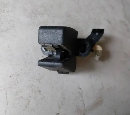 Loading door lock