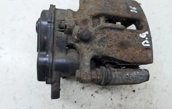 Audi A5 8T 8F Rear brake caliper 32335478