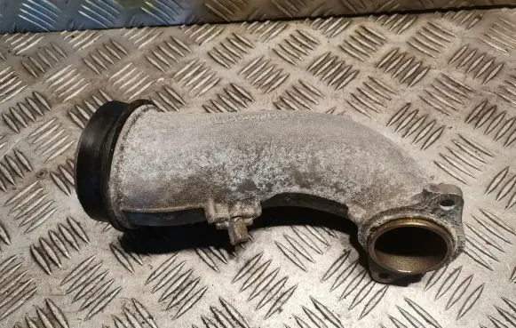 Opel Insignia A Air intake duct part 55567766