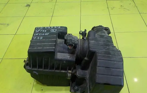 Honda Insight Air filter box SP193