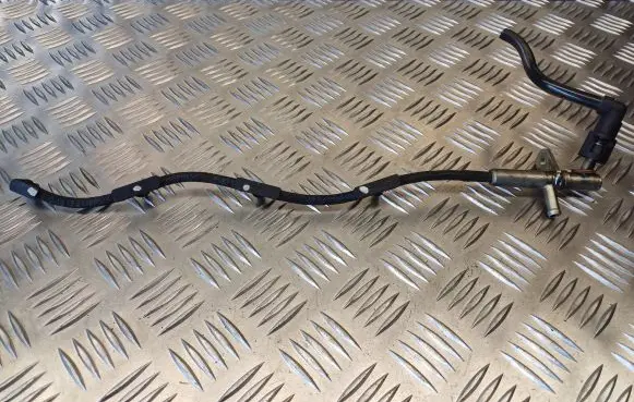 Fuel return line/hose