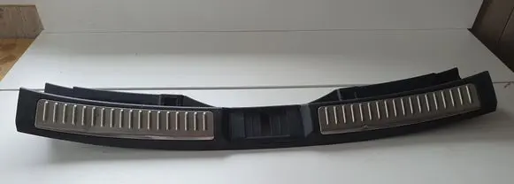 Mazda 6 Tailgate/boot lid lock trim 