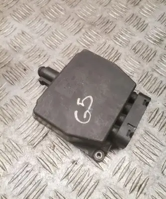 Volkswagen Golf V Turbo solenoid valve 6q0906625