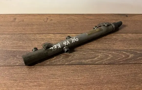 Mercedes-Benz E W211 Fuel main line pipe A6420700695