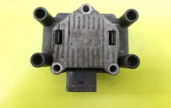 Volkswagen Bora High voltage ignition coil 040402003