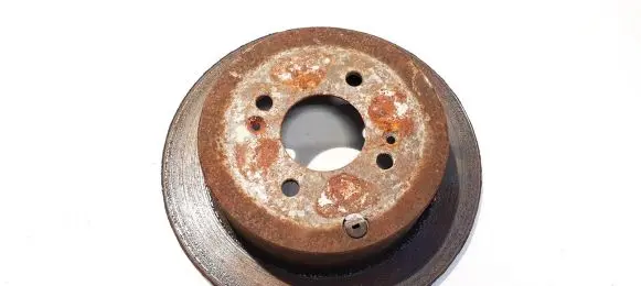 Hyundai Getz Rear brake disc neventiliuojamas