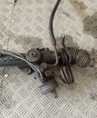 Volkswagen PASSAT B5.5 Steering rack 8d1422072a