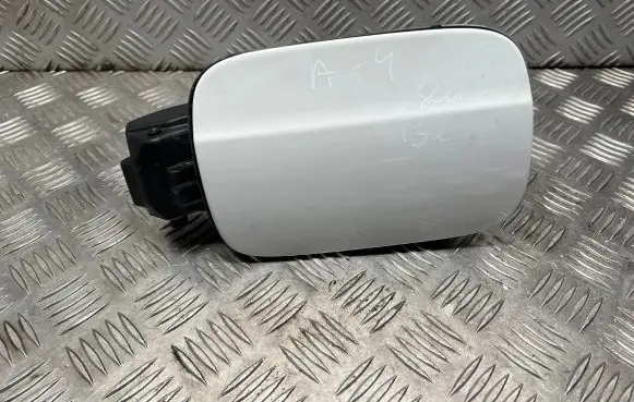 Audi A4 S4 B8 8K Fuel tank cap 8K0809999A 990LA0