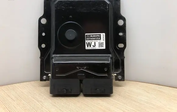 Subaru Legacy Engine control unit/module 22765AF35A TN1127005733