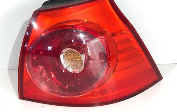 Volkswagen Golf V Rear/tail lights