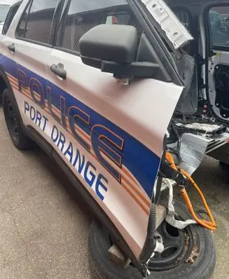Ford Explorer VI Front door 
