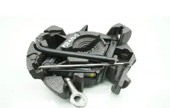 Volvo V40 Lift Jack 