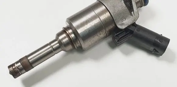 Audi A3 S3 8P Fuel injector 06H906036H