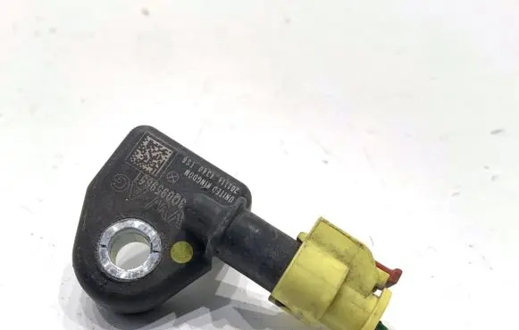 Volkswagen PASSAT B8 Airbag deployment crash/impact sensor 3Q0959651