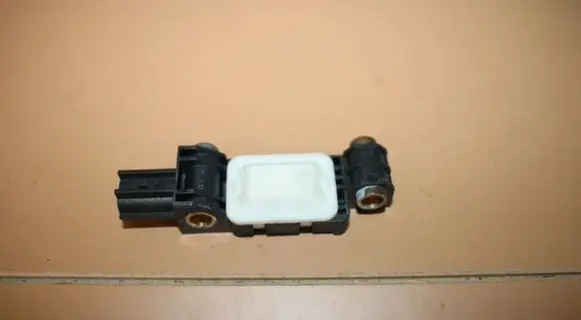Audi A4 S4 B7 8E 8H Airbag deployment crash/impact sensor 8E0959643B