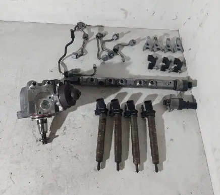 BMW 1 E81 E87 Fuel injection system set 7797874