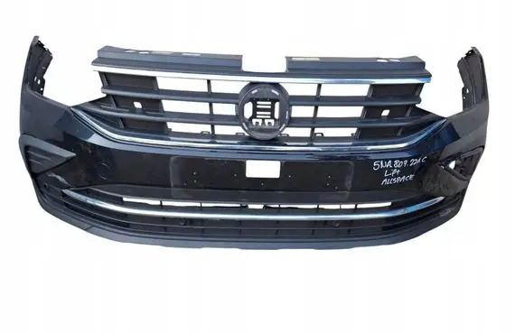 Volkswagen Tiguan Front bumper 5NA807221C