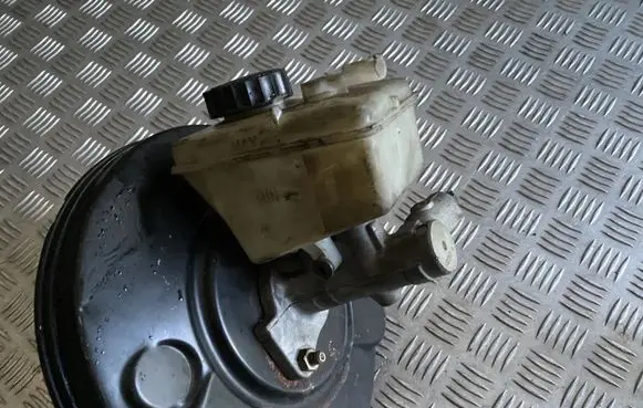 BMW 3 E46 Brake booster 6753008 03786201414 T524Z255555