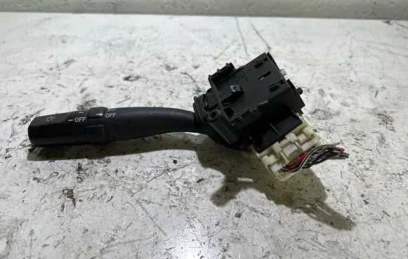 Toyota Corolla Verso AR10 Indicator stalk 173650