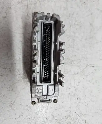 Volkswagen Golf III Engine control unit/module 030906027M 0261203613 26SA4241